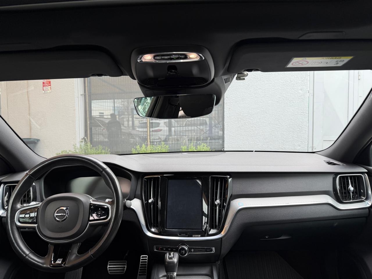 Volvo S60 2.0 T5 R-Design Auto 4WD 2021 (121.800 Km)