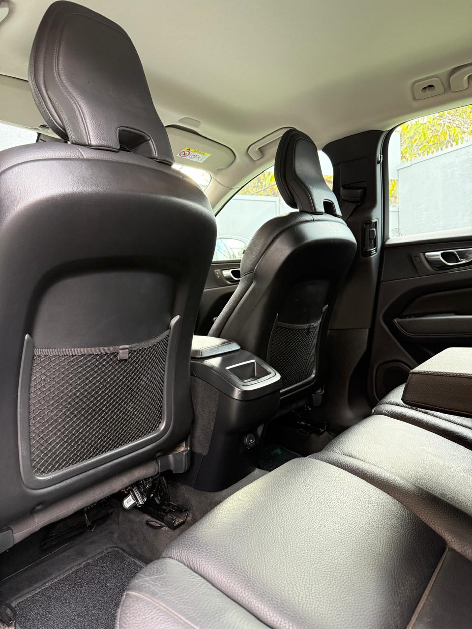 Volvo Xc60 B5 Momentun Auto AWD 2022 (98.000 Km)