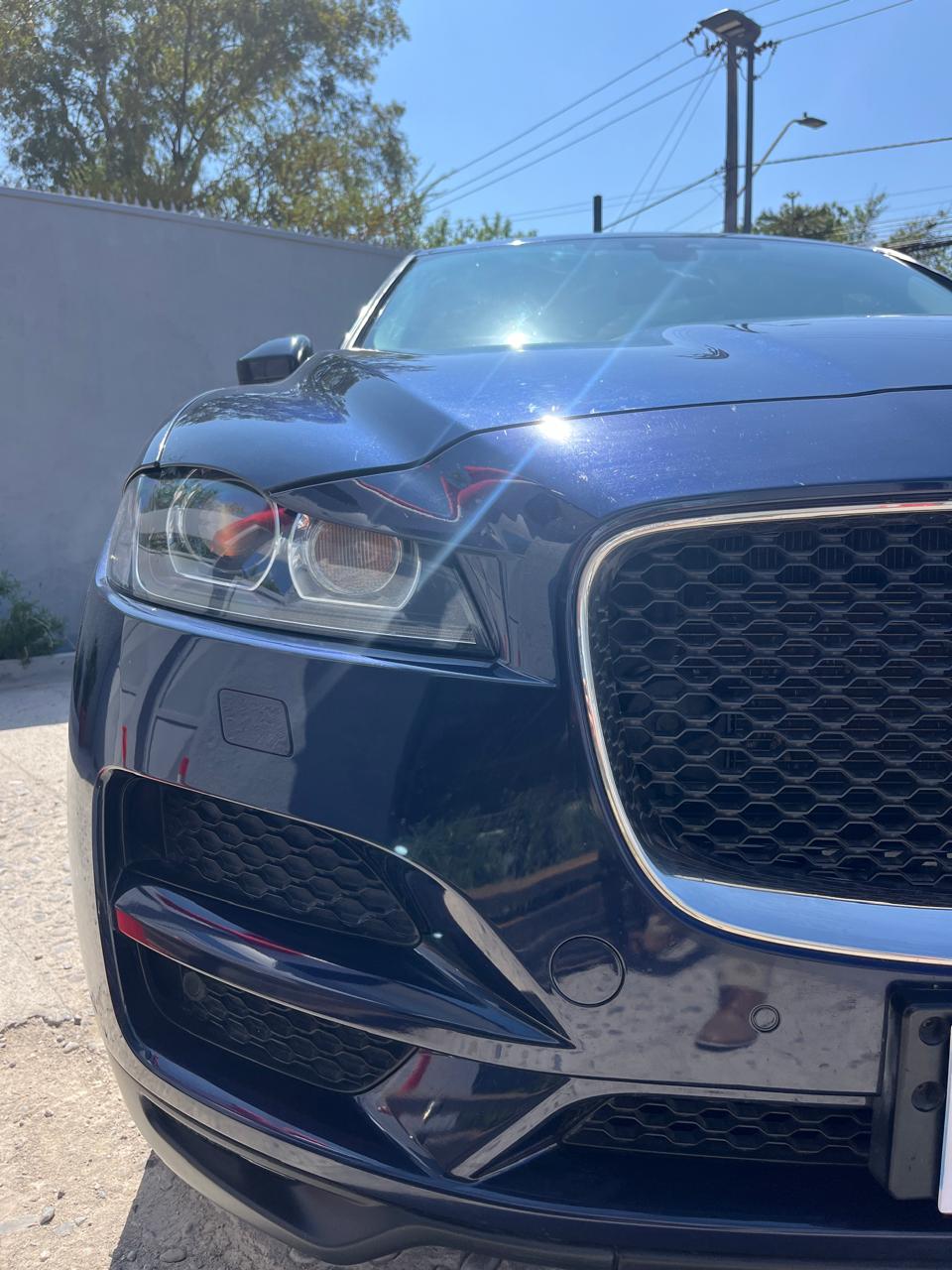 Jaguar F-Pace 2.0D I4 180PS Prestige Auto 4WD 2019 (76.500 KM)
