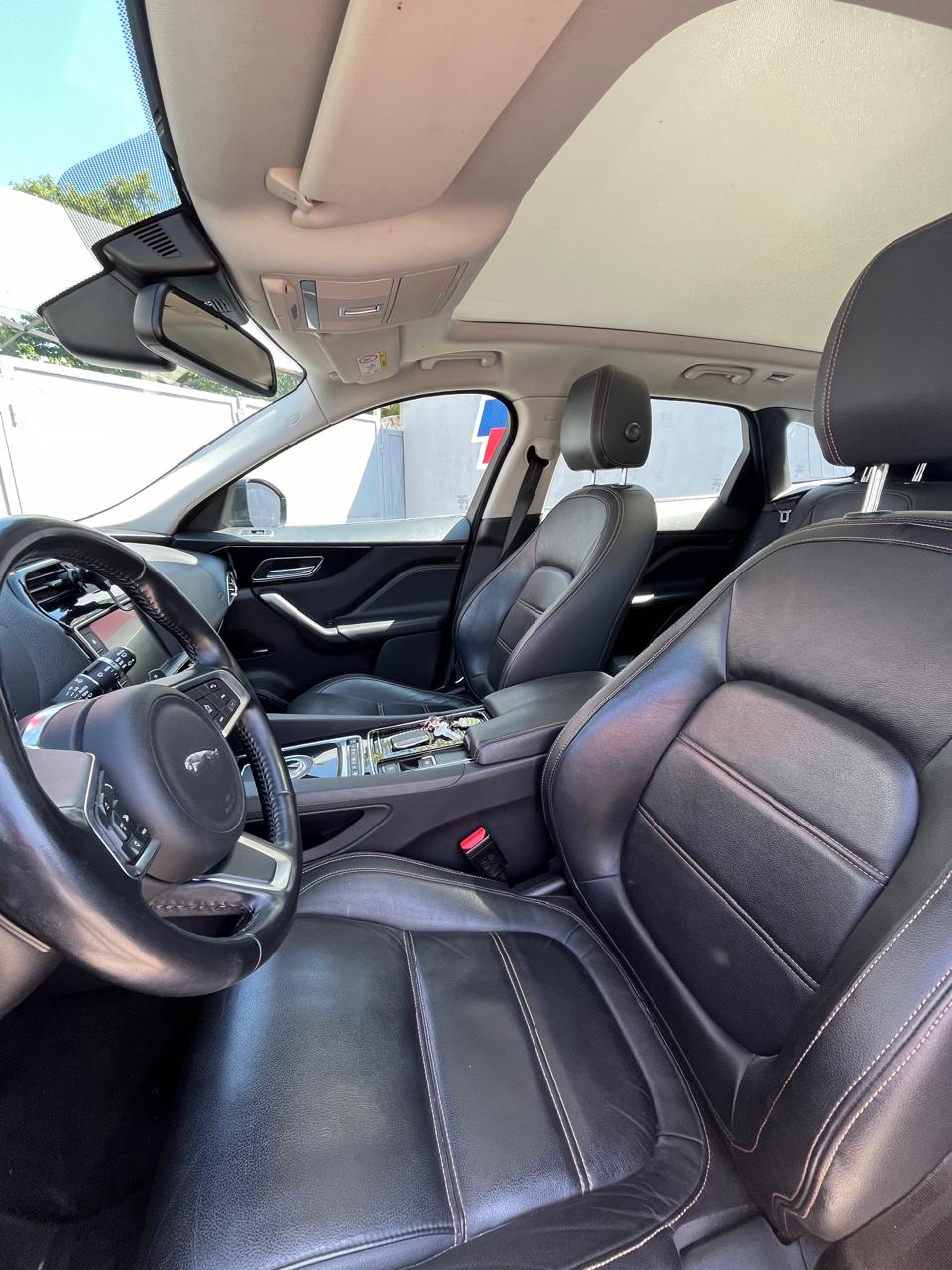 Jaguar F-Pace 2.0D I4 180PS Prestige Auto 4WD 2019 (76.500 KM)