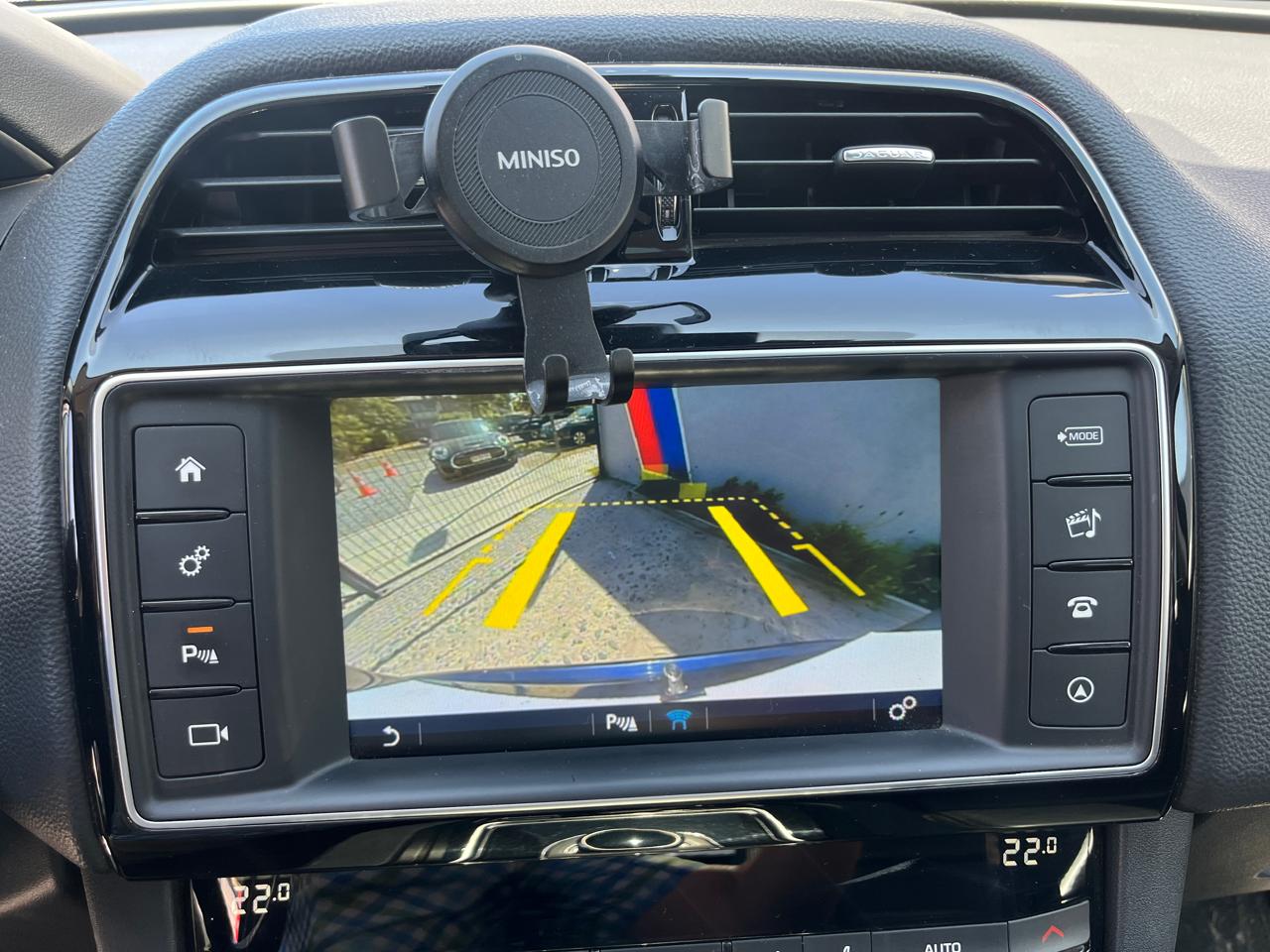 Jaguar F-Pace 2.0D I4 180PS Prestige Auto 4WD 2019 (76.500 KM)