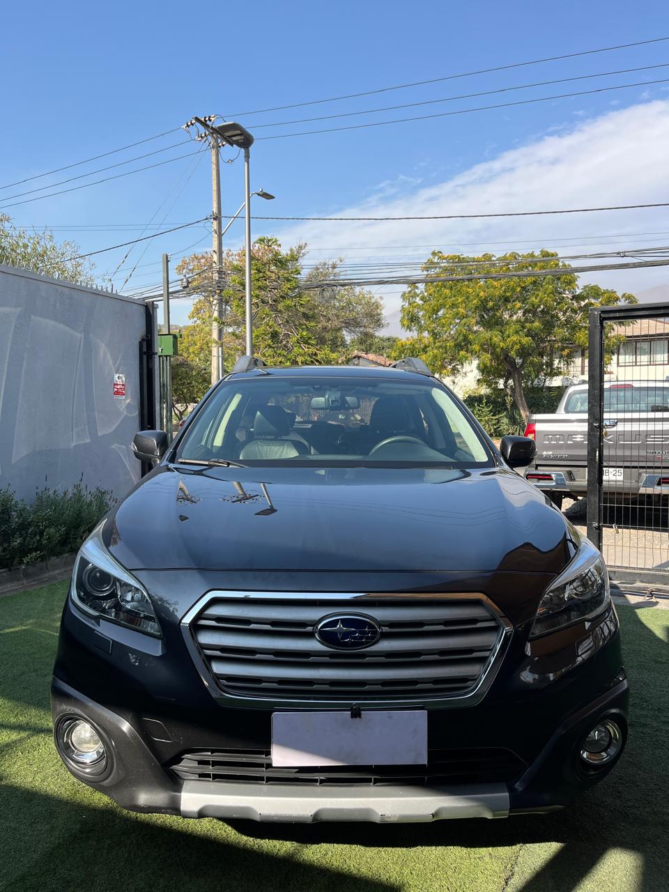 Subaru Outback Limited 2016 (Km 121.477 )