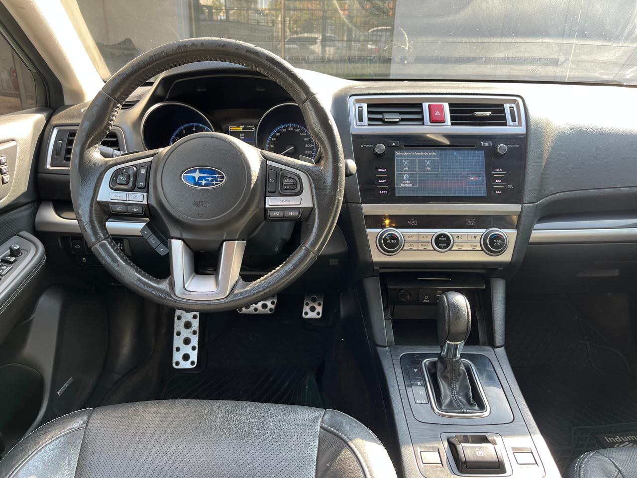Subaru Outback Limited 2016 (Km 121.477 )