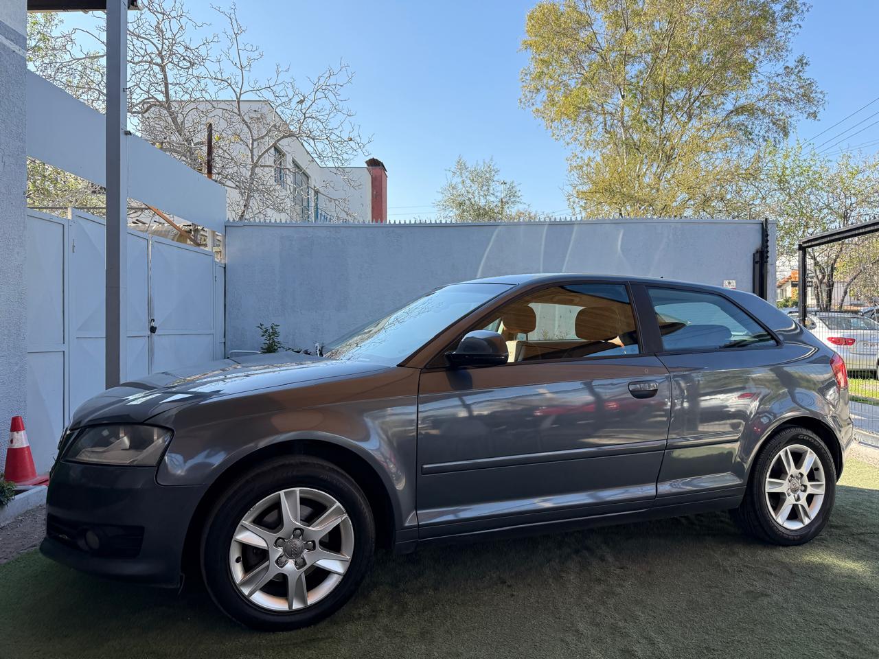 Audi A3 1.600 CC MT Hatchback 2010 (Km 155.600 Km)