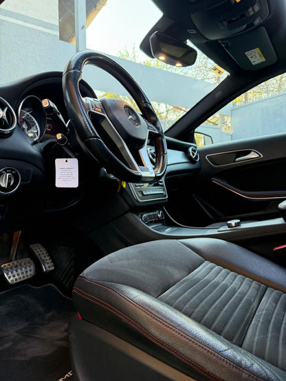 Mercedes-Benz Gla 250 2.0 cc 4 Matic 2015 (173.655 Km)