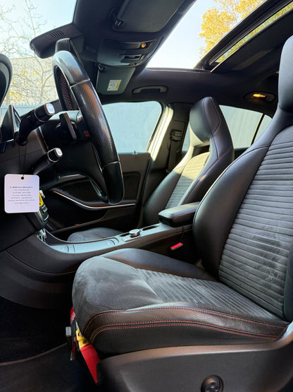 Mercedes-Benz Gla 250 2.0 cc 4 Matic 2015 (173.655 Km)