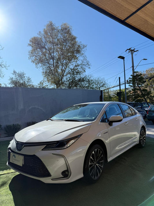 Toyota Corolla 1.8 SEG Hybrid CVT 2024 (14.600 Km)