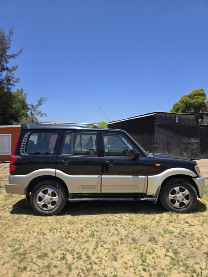 Mahindra New Scorpio 4x4 2015 (189.100 km)