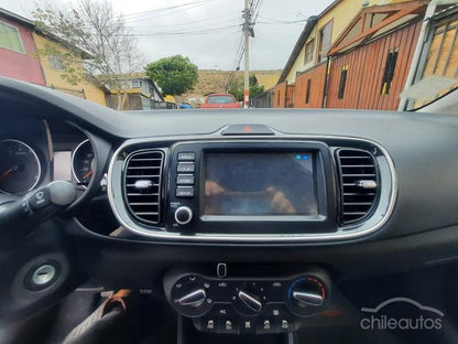 Kia Soluto 1.4 LX Full 2023 (37.250 km)