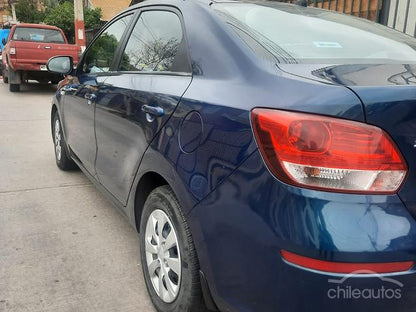 Kia Soluto 1.4 LX Full 2023 (37.250 km)