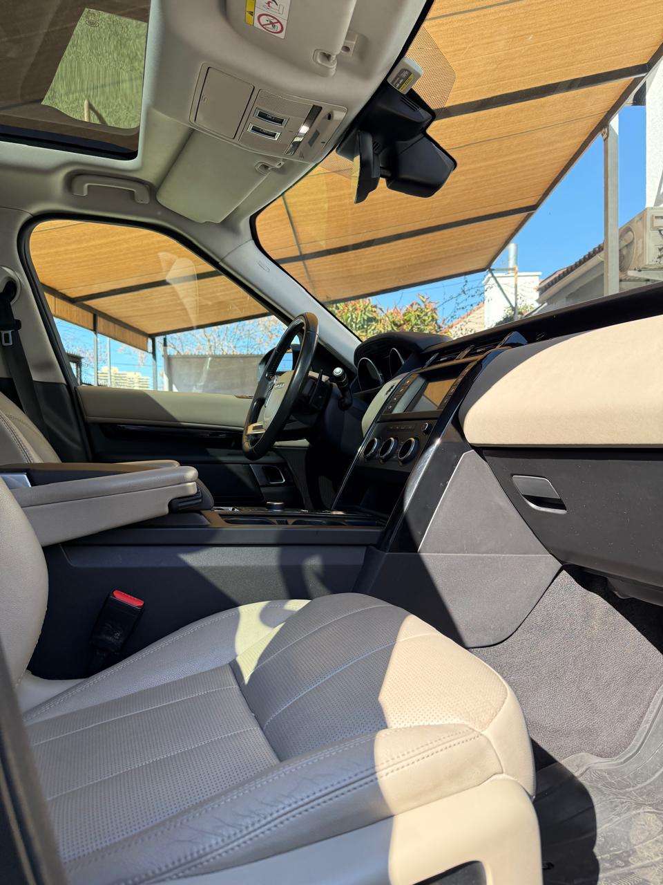 Land Rover Discovery 3.0 4WD 2018 ( 69,786 Km)