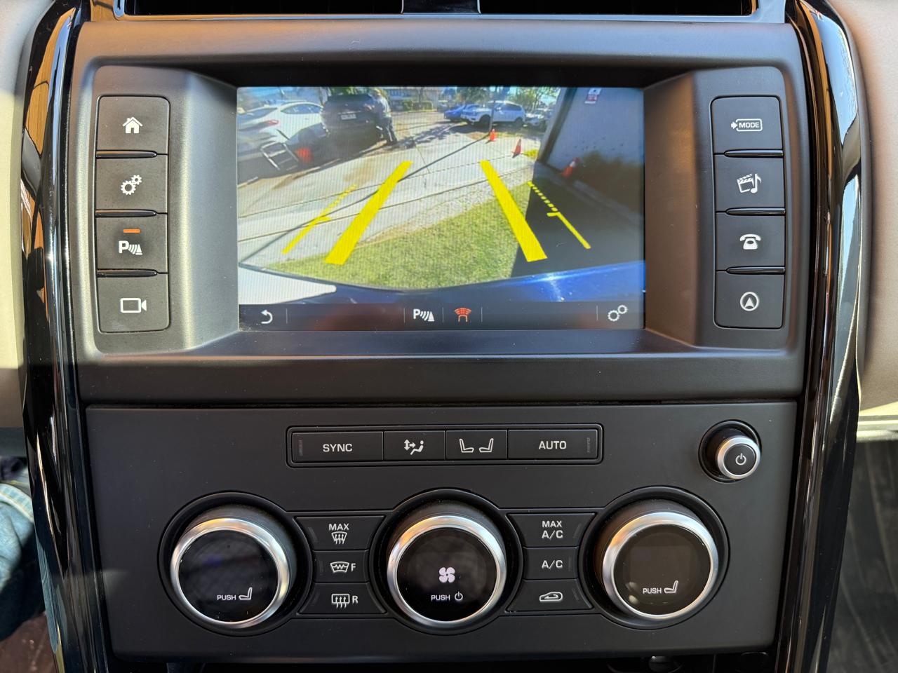 Land Rover Discovery 3.0 4WD 2018 ( 69,786 Km)