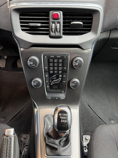 Volvo V40 1.6 T4 Comfort 2015 (70.000 km)