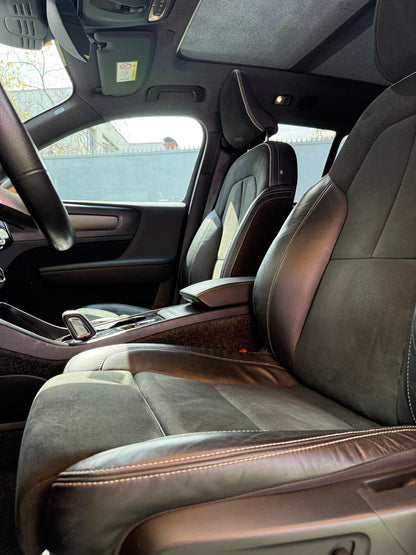 Volvo XC40 2.0 T4 R-Design Auto 2021 (61,000km)