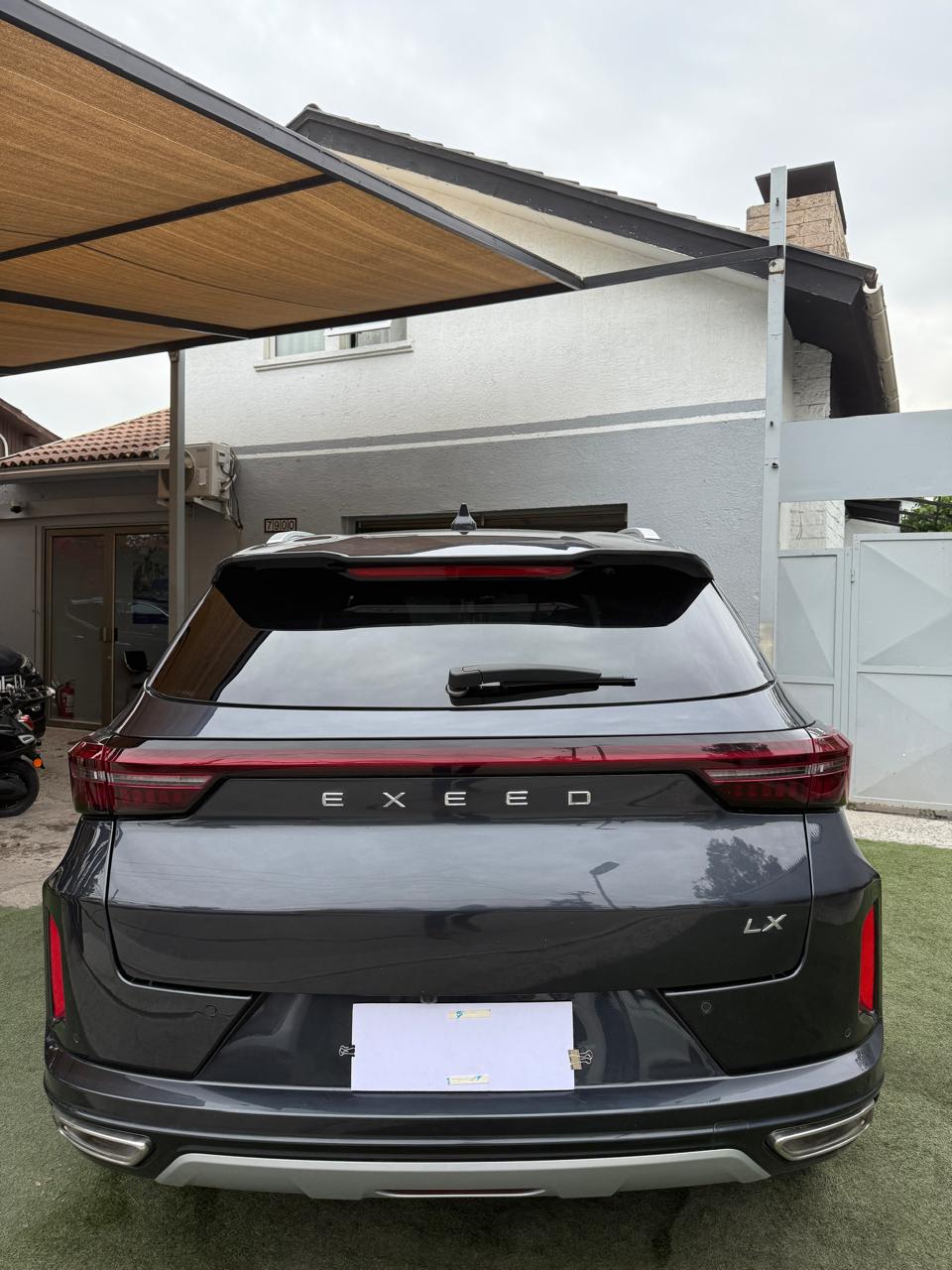 Exeed LX 1.5T CVT Advanced 2024 (22.900 km)