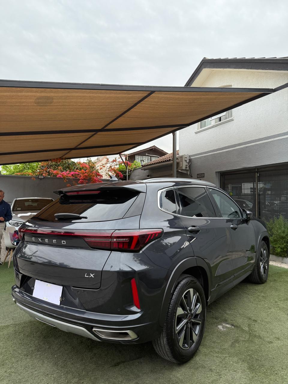 Exeed LX 1.5T CVT Advanced 2024 (22.900 km)