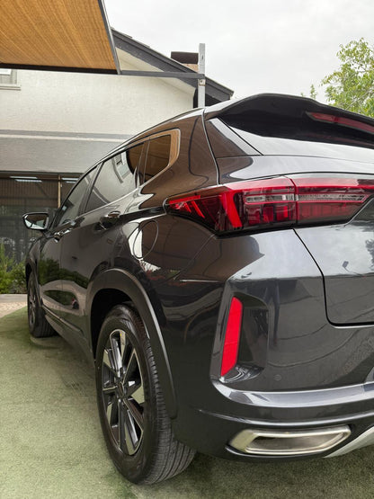 Exeed LX 1.5T CVT Advanced 2024 (22.900 km)