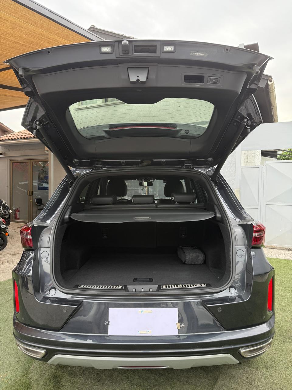 Exeed LX 1.5T CVT Advanced 2024 (22.900 km)