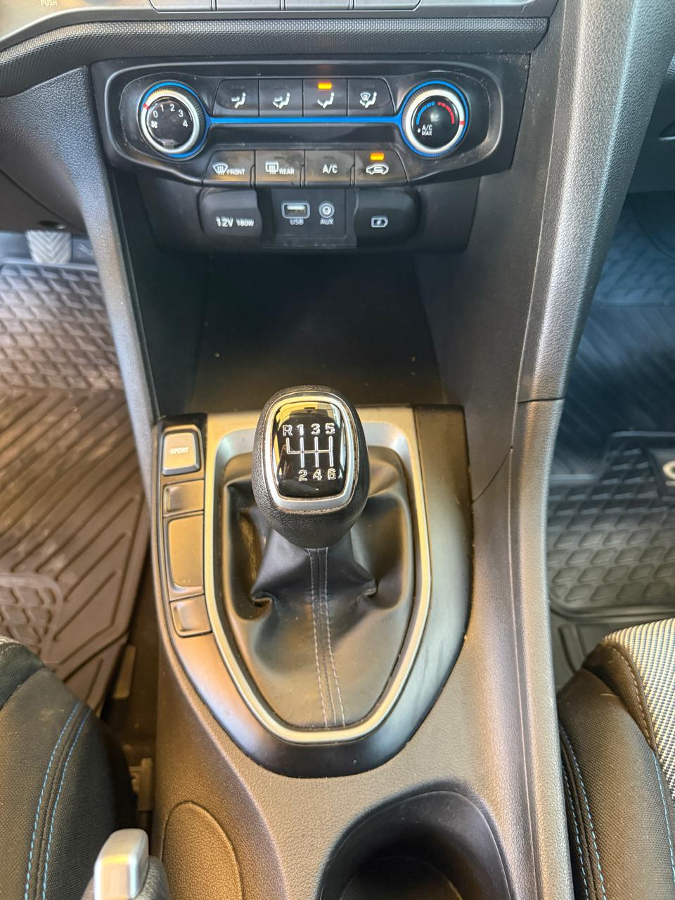 Hyundai Veloster 2.0 JS Plus 2021 (66.980 km)