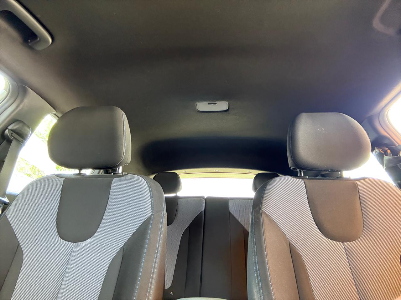 Hyundai Veloster 2.0 JS Plus 2021 (66.980 km)