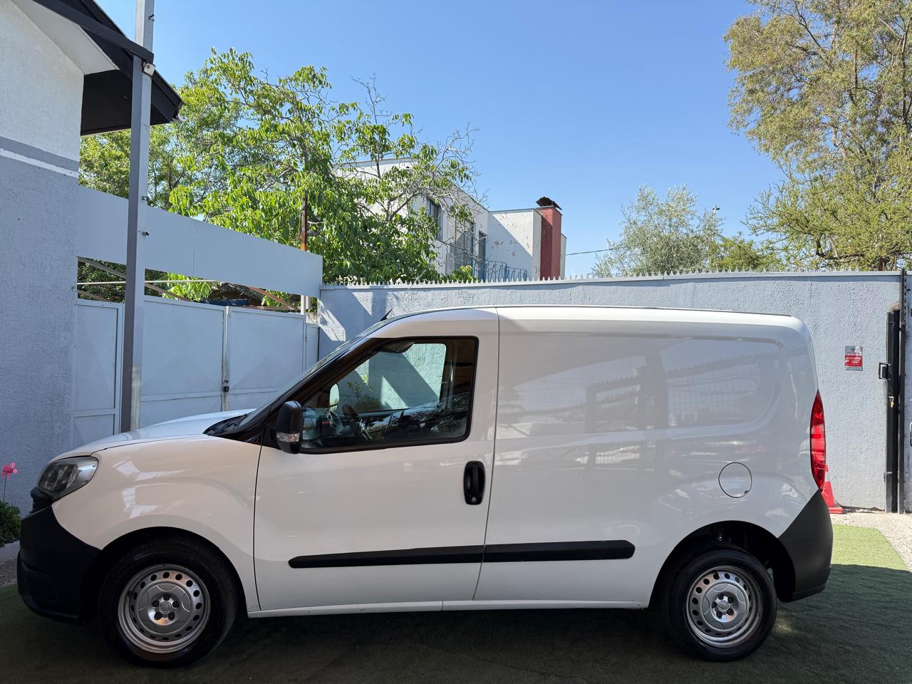 Fiat Doblo Cargo 1.3 Manual 2018 ( 98.670 km)