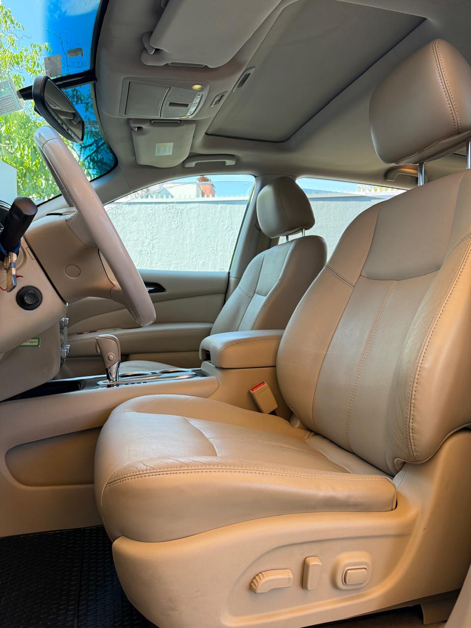 Nissan Pathfinder Advance 3.5 Aut 2015 (121450 .km)