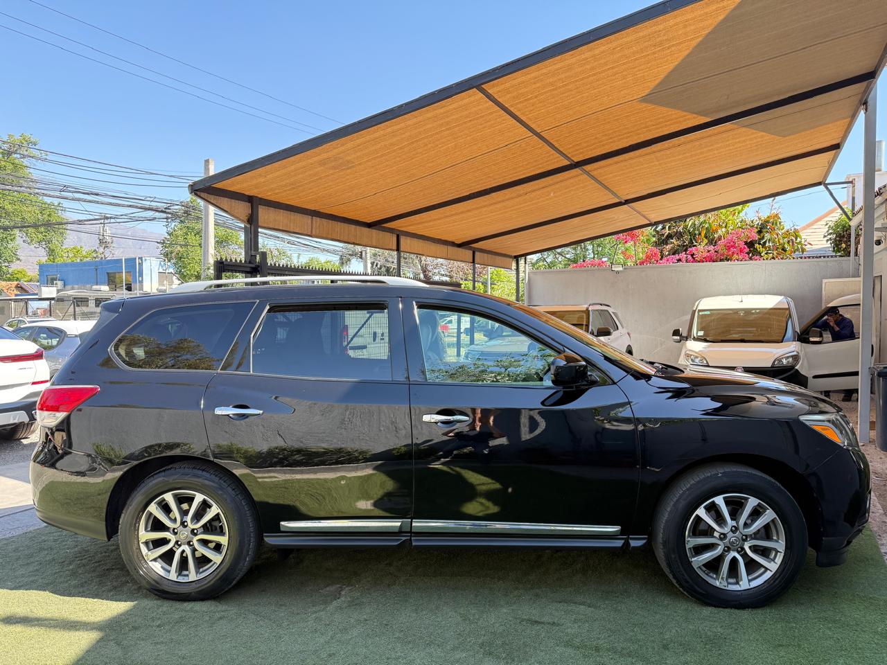 Nissan Pathfinder Advance 3.5 Aut 2015 (121450 .km)
