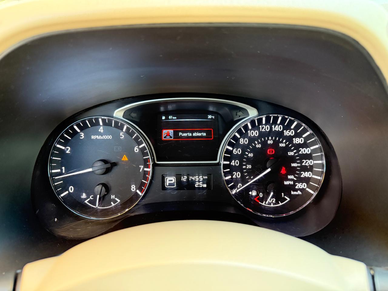 Nissan Pathfinder Advance 3.5 Aut 2015 (121450 .km)