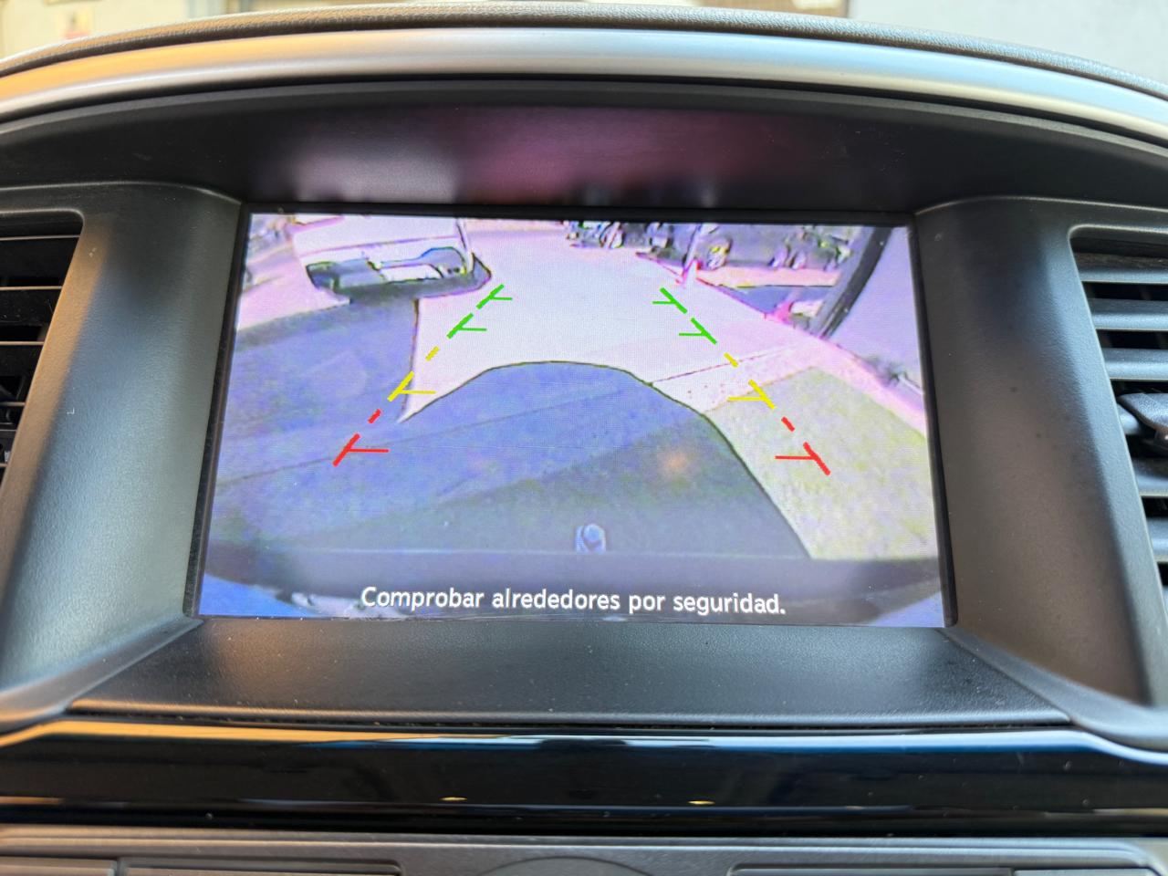 Nissan Pathfinder Advance 3.5 Aut 2015 (121450 .km)