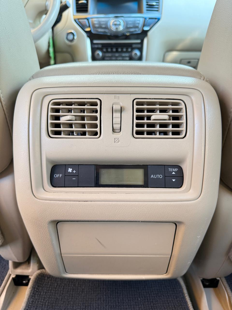 Nissan Pathfinder Advance 3.5 Aut 2015 (121450 .km)