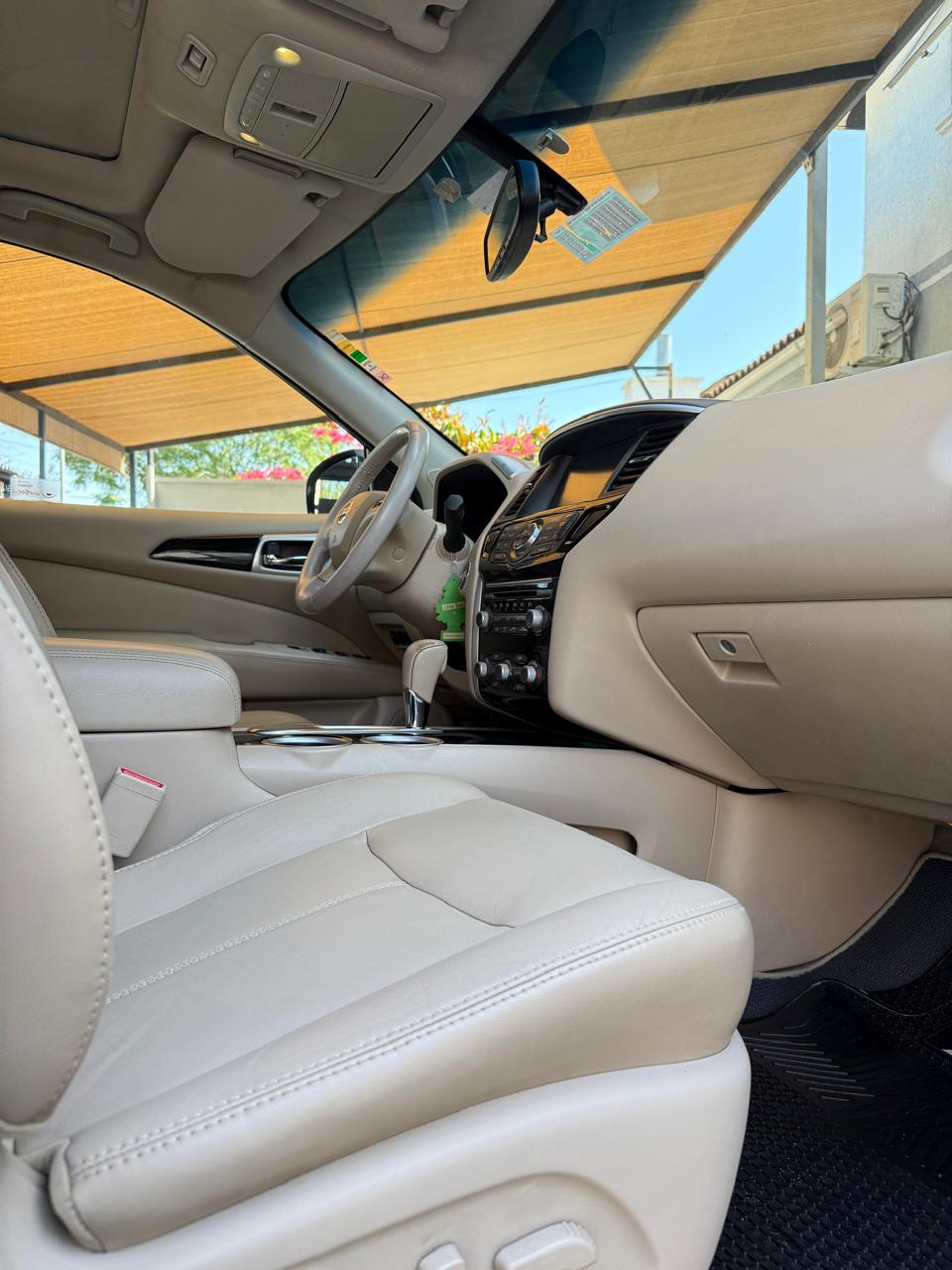 Nissan Pathfinder Advance 3.5 Aut 2015 (121450 .km)