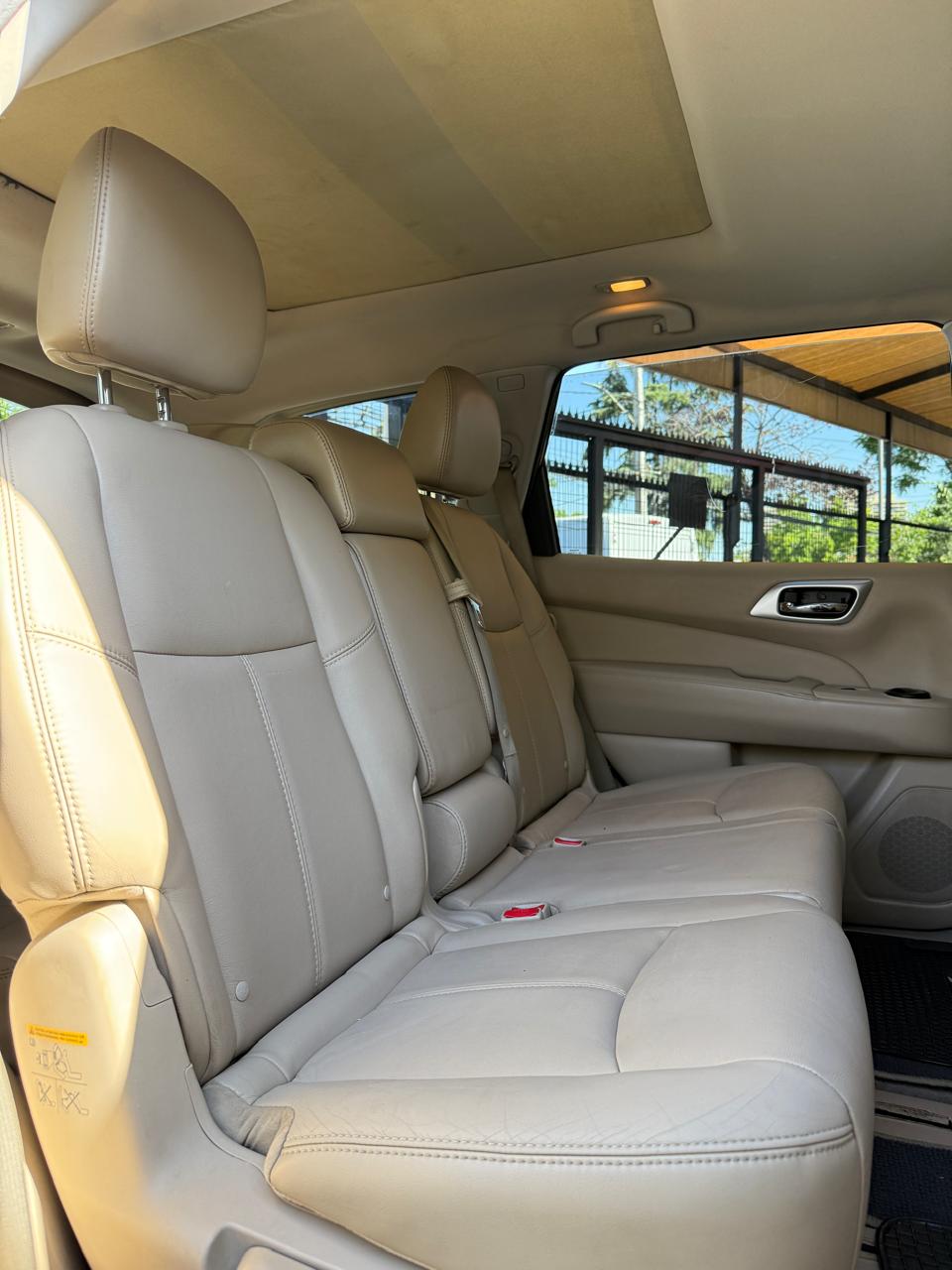 Nissan Pathfinder Advance 3.5 Aut 2015 (121450 .km)