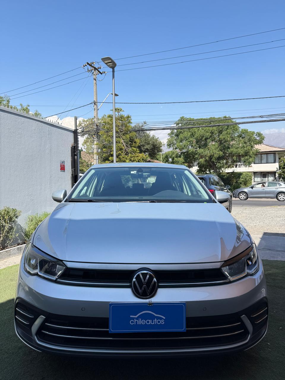 Volkswagen Polo 1.0 Highline Automático 2024 (19.000 km)