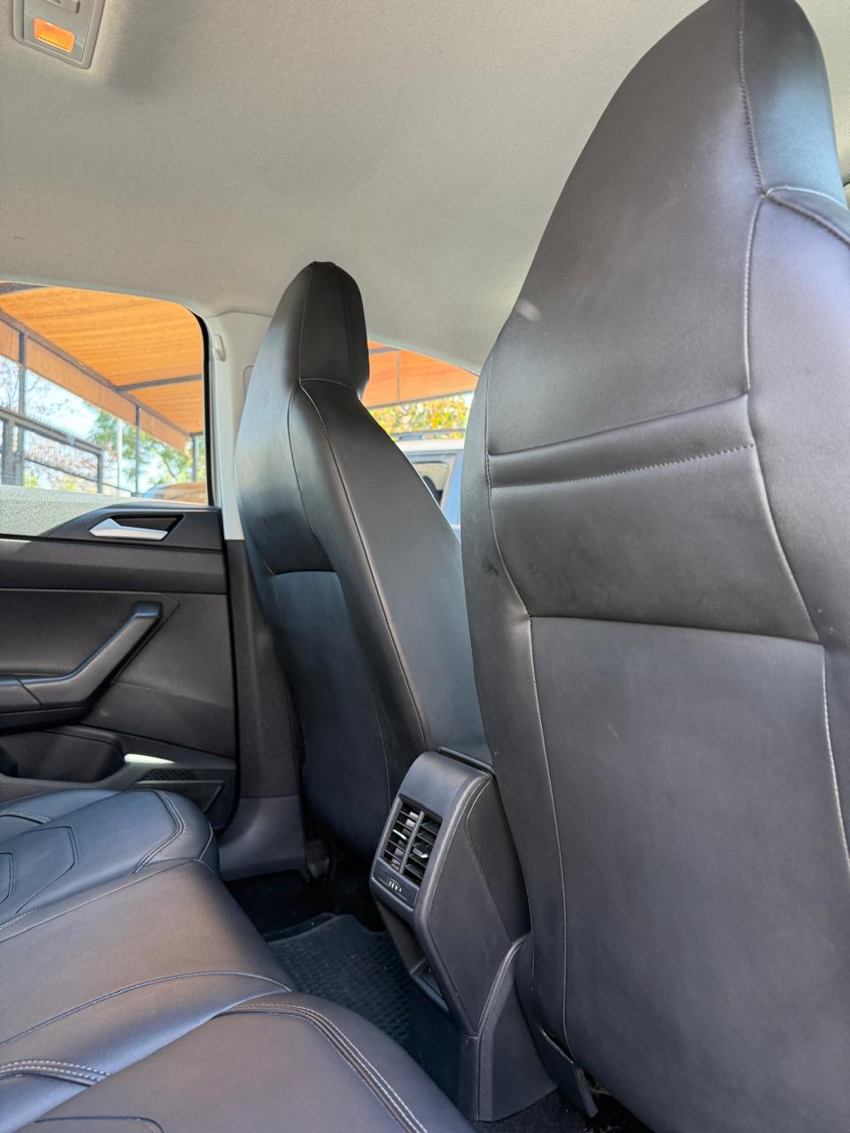 Volkswagen Polo 1.0 Highline Automático 2024 (19.000 km)