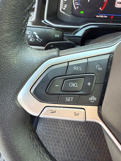 Volkswagen Polo 1.0 Highline Automático 2024 (19.000 km)