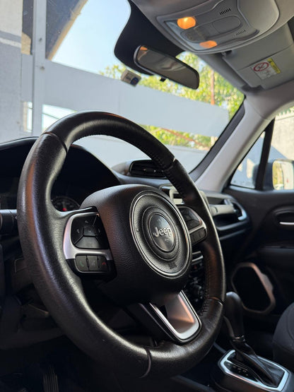 Jeep Renegade 1.8 Auto Sport LX 2023 (20.000 km)