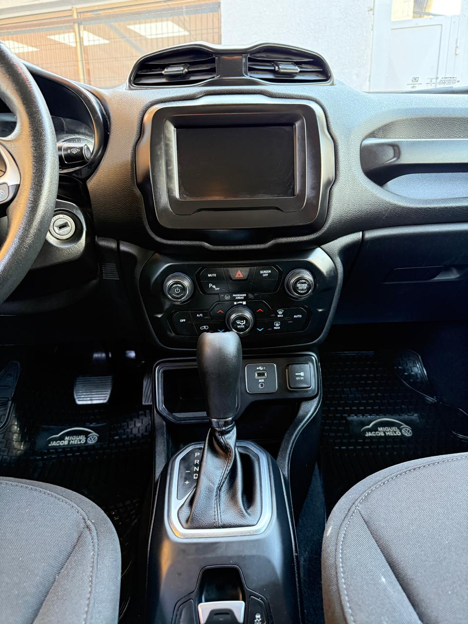 Jeep Renegade 1.8 Auto Sport LX 2023 (20.000 km)