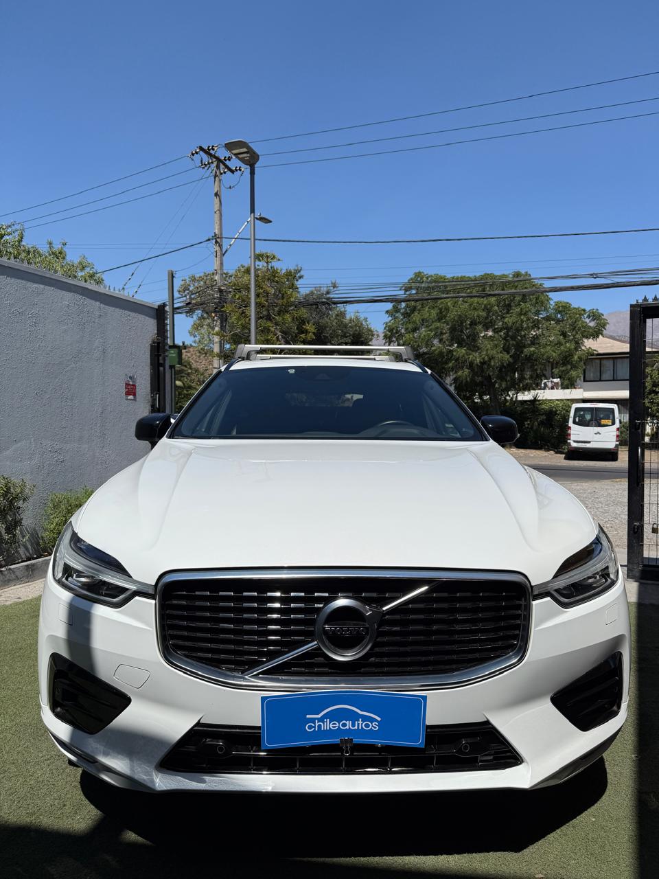 Volvo XC60 2.0 T6 R-Design 4WD 2021 (78.000 km)