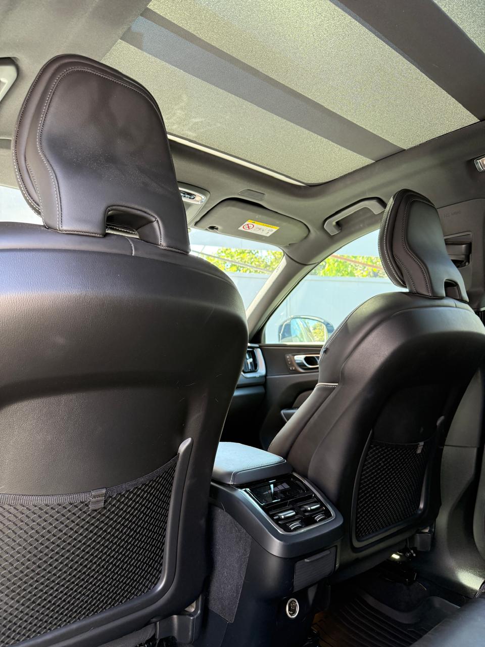 Volvo XC60 2.0 T6 R-Design 4WD 2021 (78.000 km)