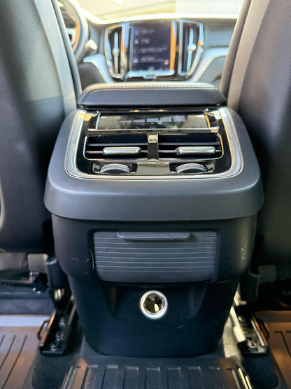 Volvo XC60 2.0 T6 R-Design 4WD 2021 (78.000 km)