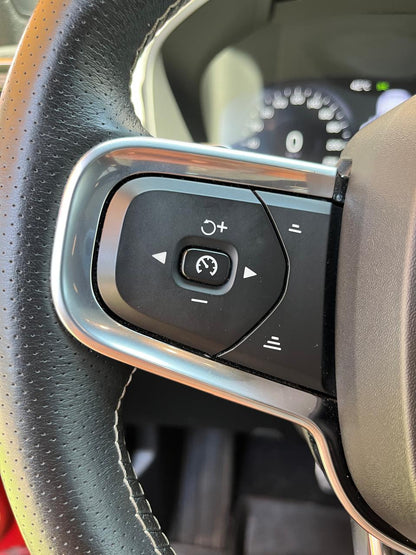 Volvo Xc40 2.0 T5 R-Design Plus Auto 4WD 2019  (112.000 KM)