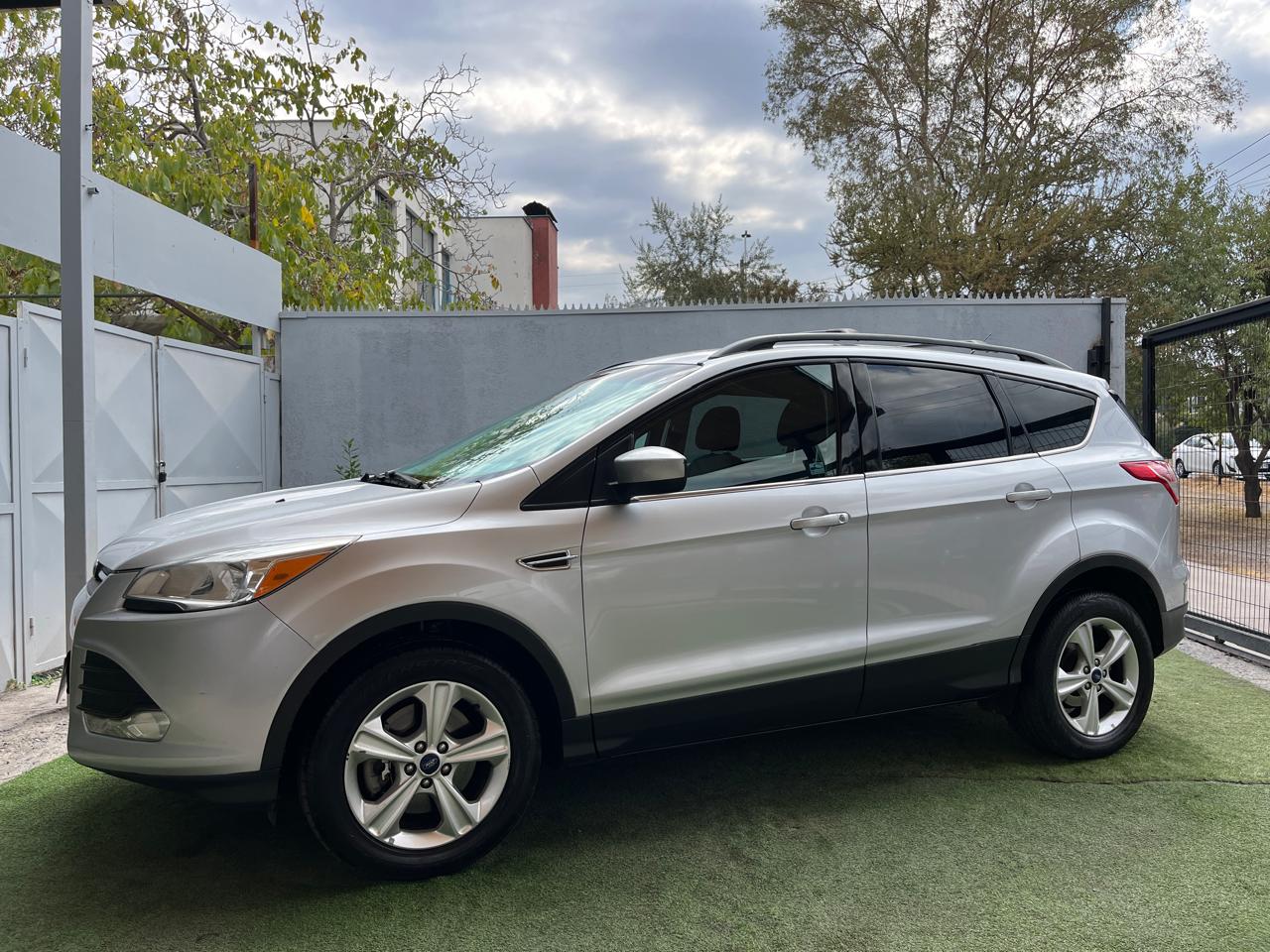 Ford Escape 2.0 Ecoboost SE Auto 2014 (83.800 Km)