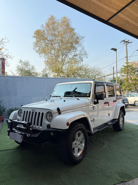 Jeep Wrangler Unlimited Sahara 2.8 4x4 Automática 2015 (154.850 Km)