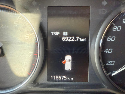MITSUBISHI OUTLANDER GLX 2.4 2017 (118.634 Km)