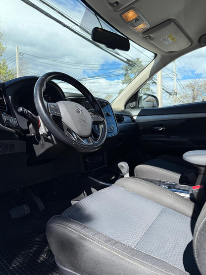 MITSUBISHI OUTLANDER GLX 2.4 2017 (118.634 Km)
