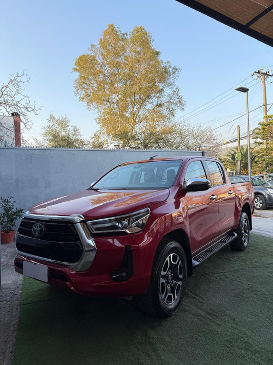 TOYOTA HILUX DOBLE CABINA 2023 (61.957 Km)