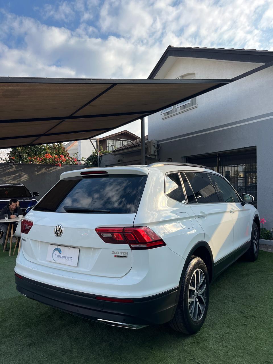 Volkswagen Tiguan 2.0 TDI DSG Comfortline 7A 4Motion 2019 (111.087 Km)