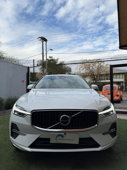 Volvo Xc60 B5 Momentun Auto AWD 2022 (98.000 Km)