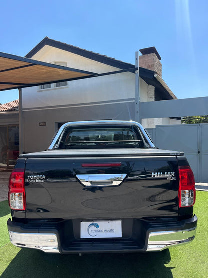Toyota Hilux 2.7 SR 2021 (40.000 KM)