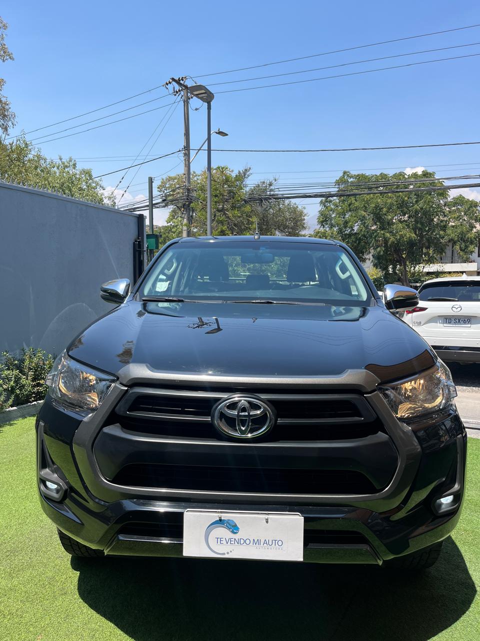Toyota Hilux 2.7 SR 2021 (40.000 KM)